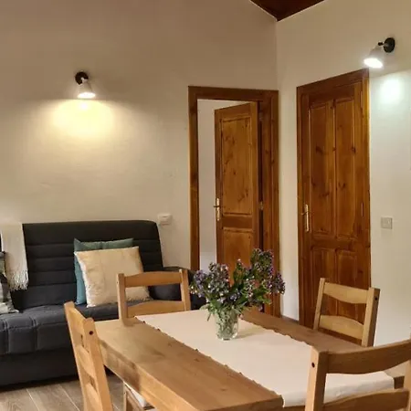 Antigua Escuela I Holiday home Hermigua